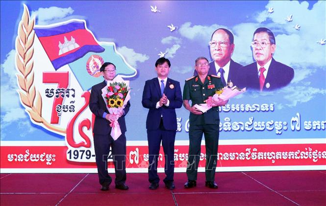 Vietnam, Cambodia foster traditional friendship and comprehensive cooperation
